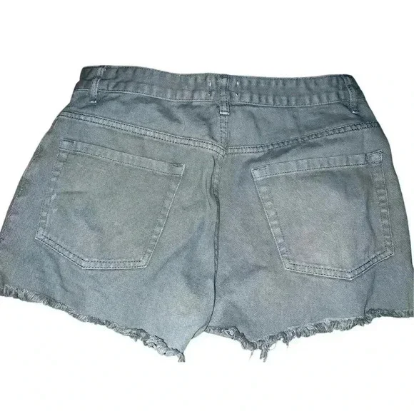 Amuse society Jean short green size 29 - Picture 2 of 5